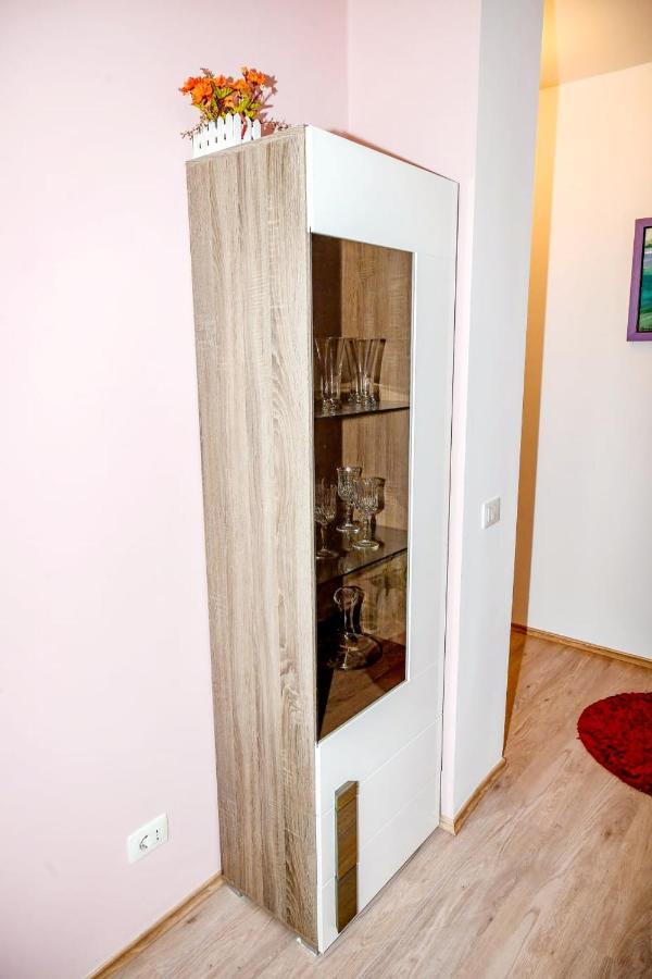 Happy Stories' Apartment In City Centre Shkodra Exterior foto