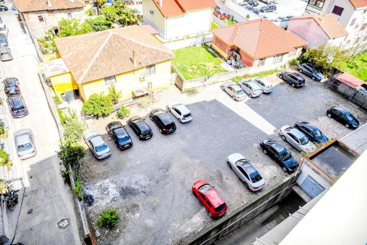 Happy Stories' Apartment In City Centre Shkodra Exterior foto